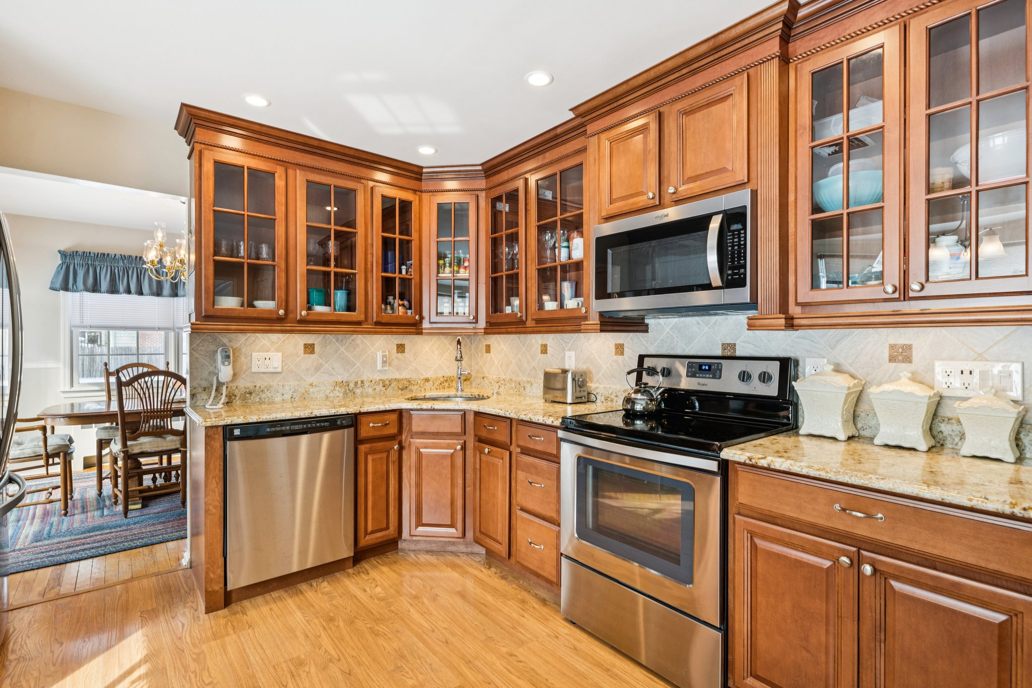 Hillside Ave-S2702-020.jpg