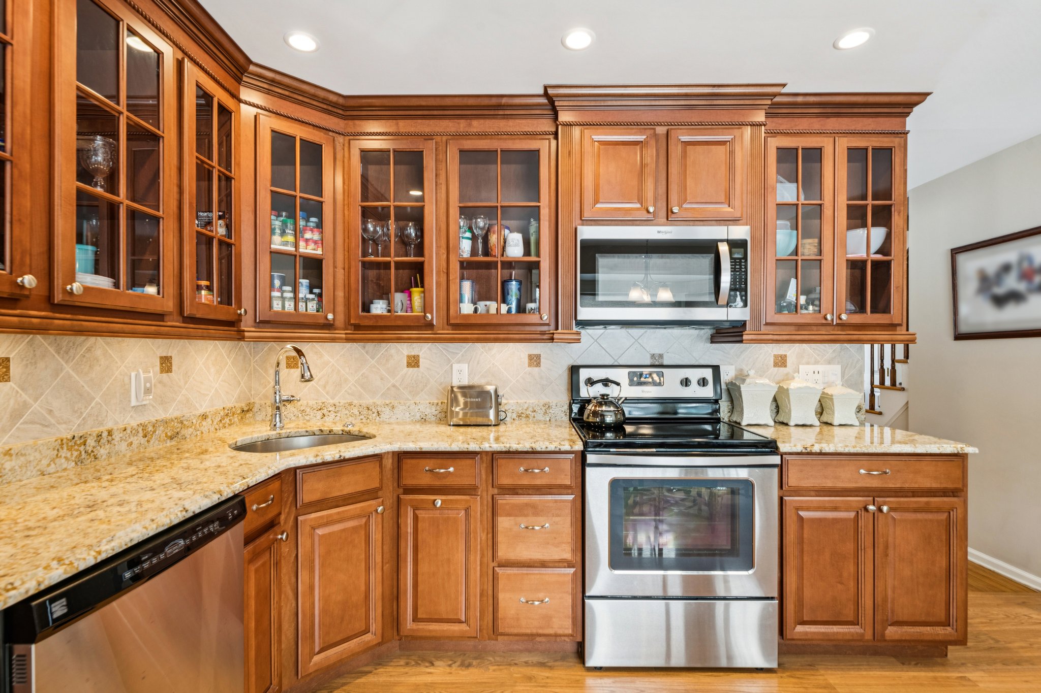 Hillside Ave-S2702-021.jpg