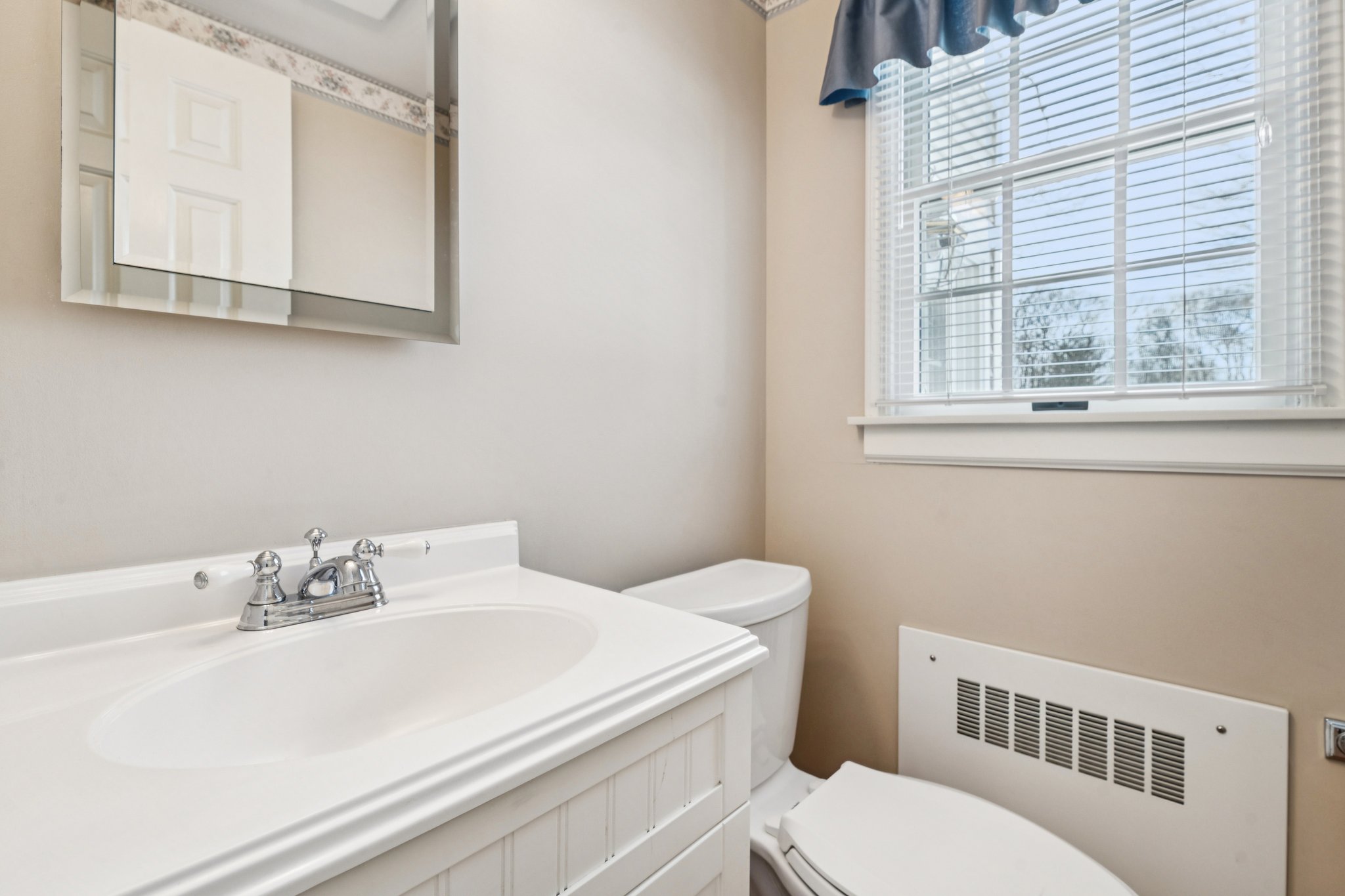 Hillside Ave-S2702-022.jpg