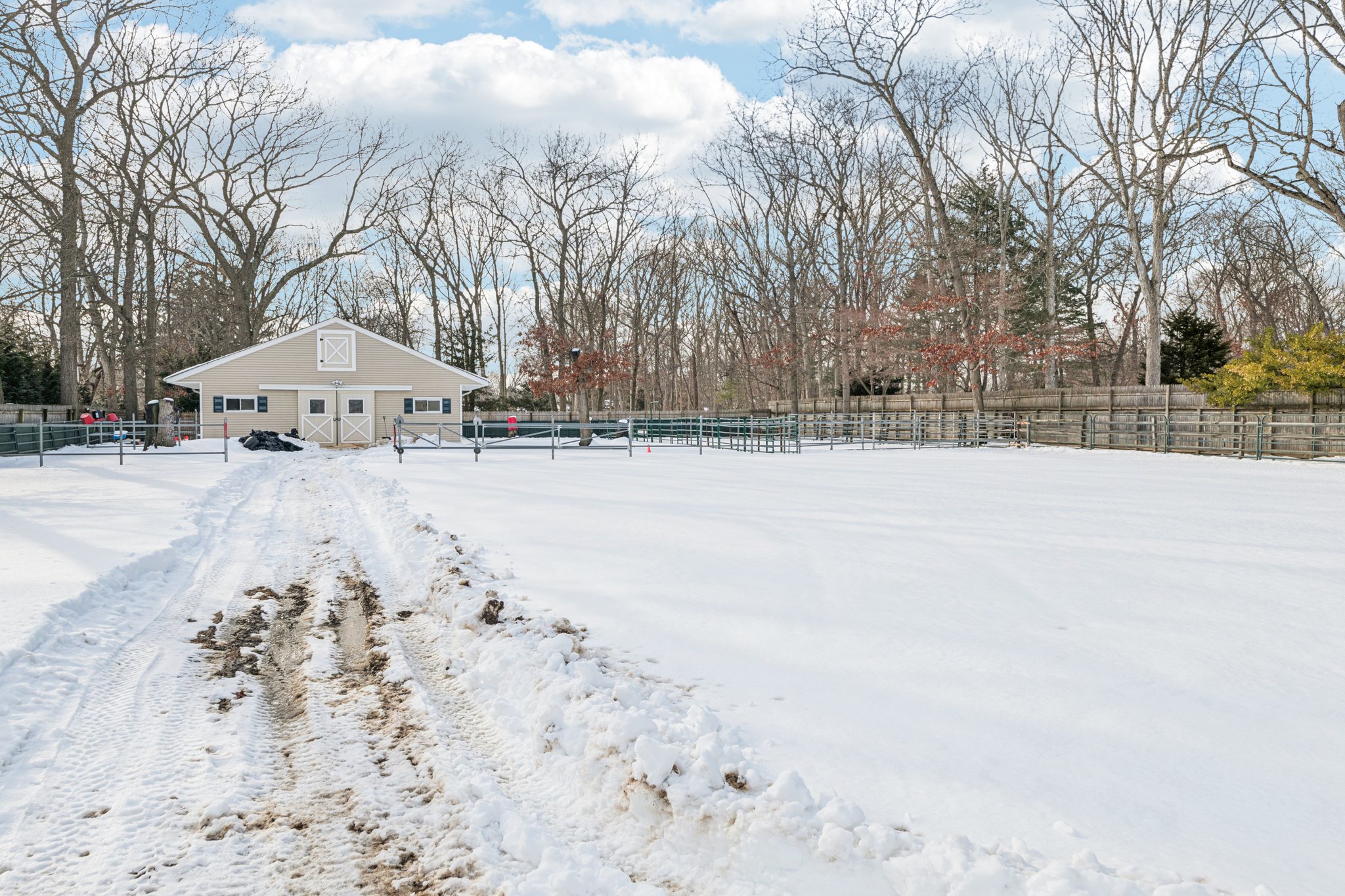 Hillside Ave-S2702-043.jpg