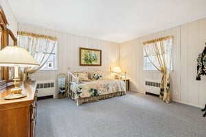 Hillside Ave-S2702-028.jpg