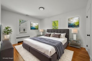 14 Hyde St, Stonington-7 virtually staged.jpeg