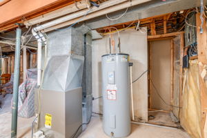 14 Kurt Avenue - Interior-25