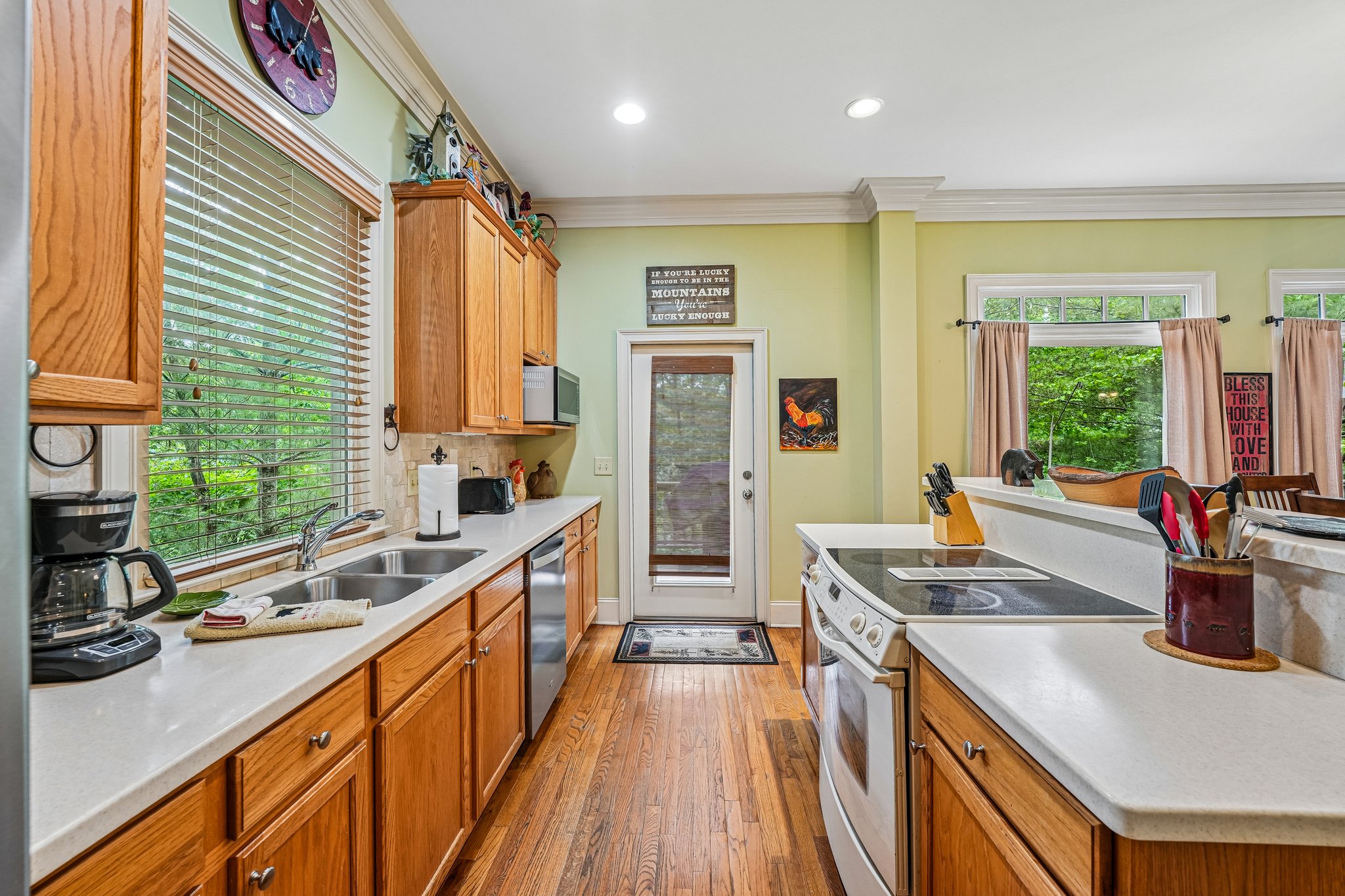 Laurel Ridge Way-S2705-020.jpg