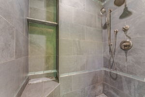  Photo 37