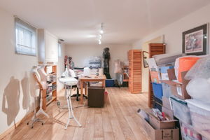  Photo 30