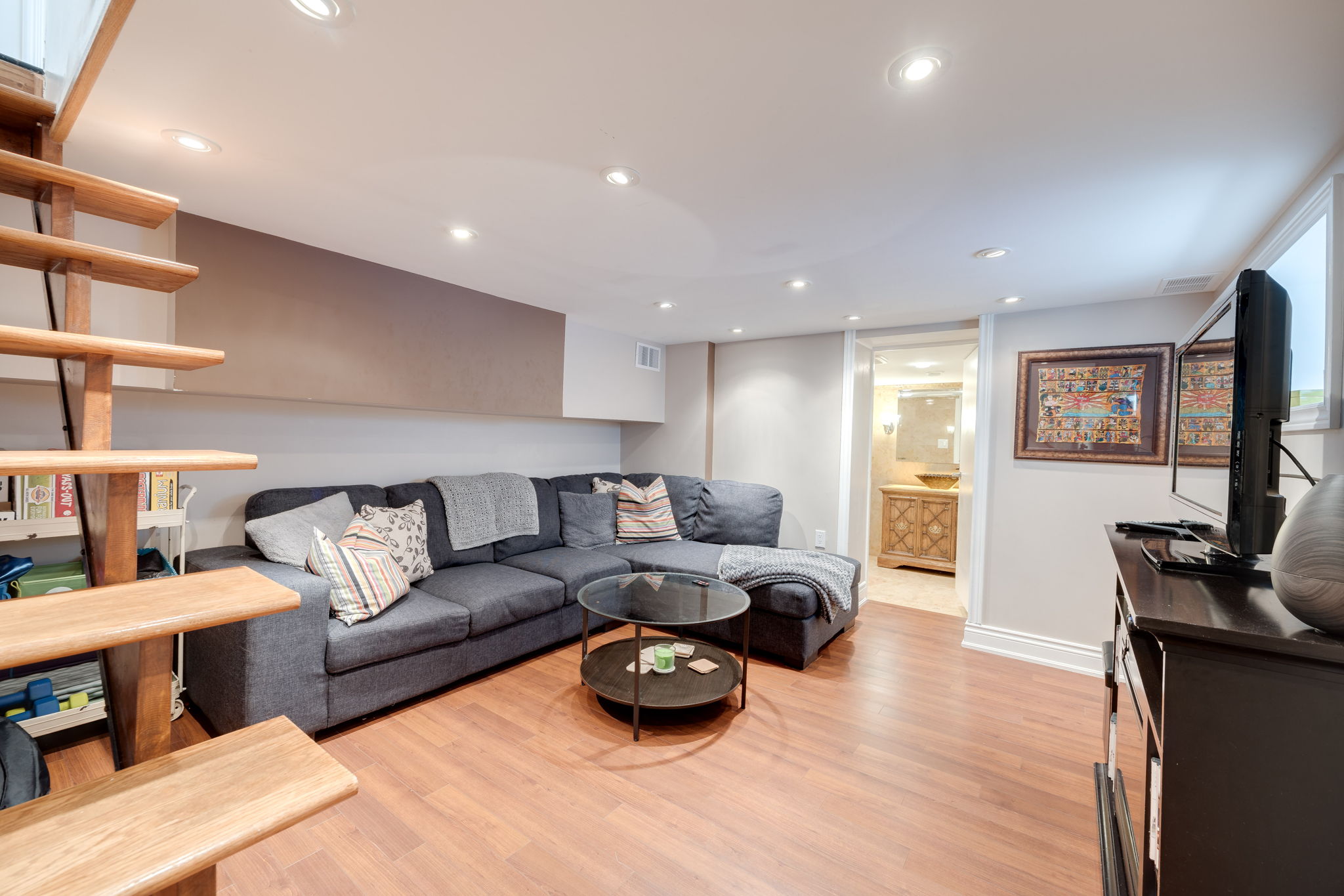 Toronto property showcase — delivered property photograph 28
