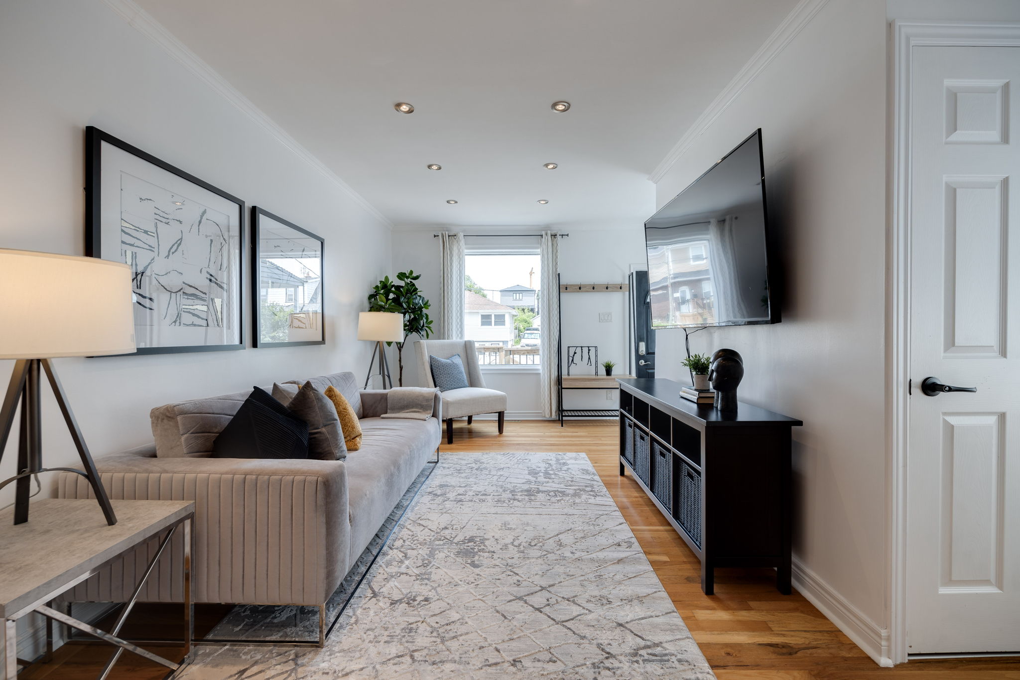 Toronto property showcase — delivered property photograph 9