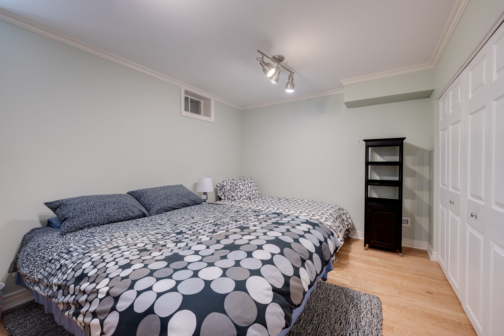 Toronto property showcase — delivered property photograph 34