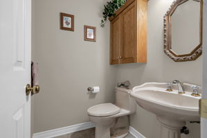  Photo 25