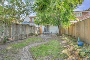  Photo 37