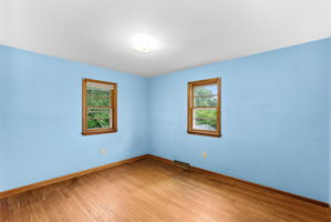  Photo 34