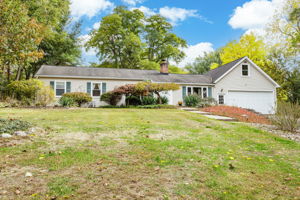  Photo 0