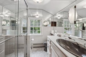 Saddle River Rd-S1106-048.jpg