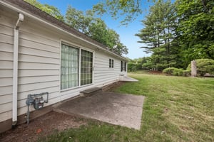 Saddle River Rd-S1106-058.jpg