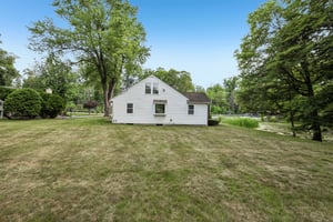 Saddle River Rd-S1106-062.jpg