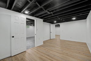  Photo 30