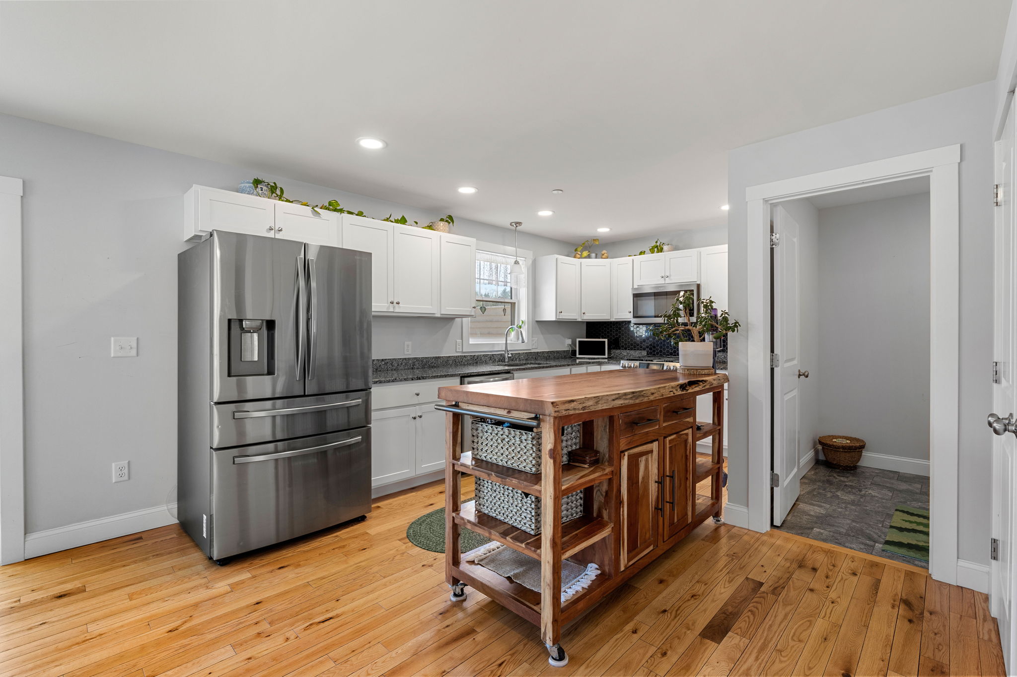 14 Waterford Dr, Raymond, NH 03077, USA Photo 21