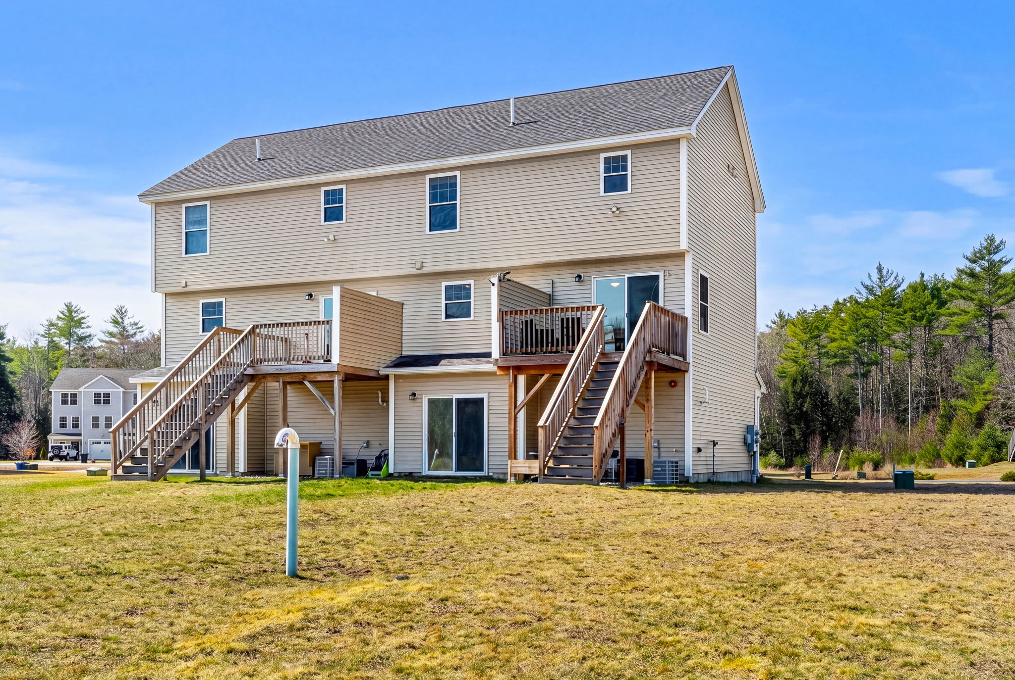 14 Waterford Dr, Raymond, NH 03077, USA Photo 11