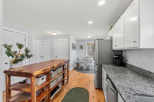 14 Waterford Dr, Raymond, NH 03077, USA Photo 24