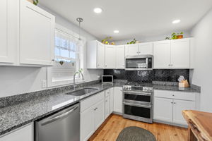 14 Waterford Dr, Raymond, NH 03077, USA Photo 26