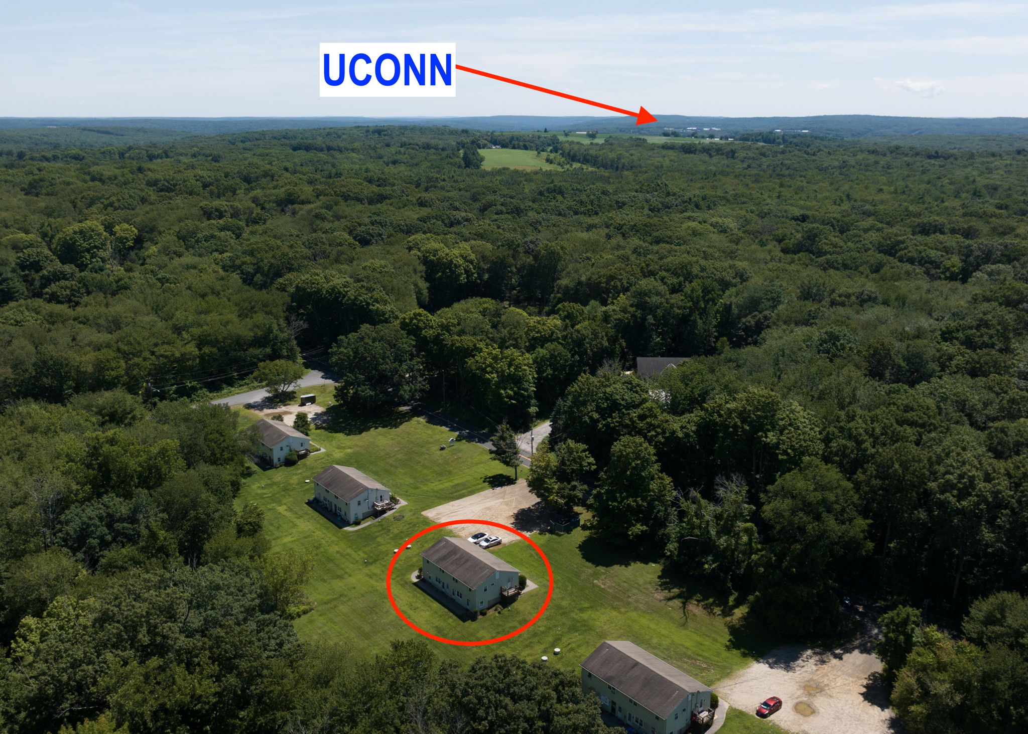 Minutes to Downtown Storrs