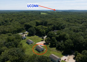 Minutes to Downtown Storrs