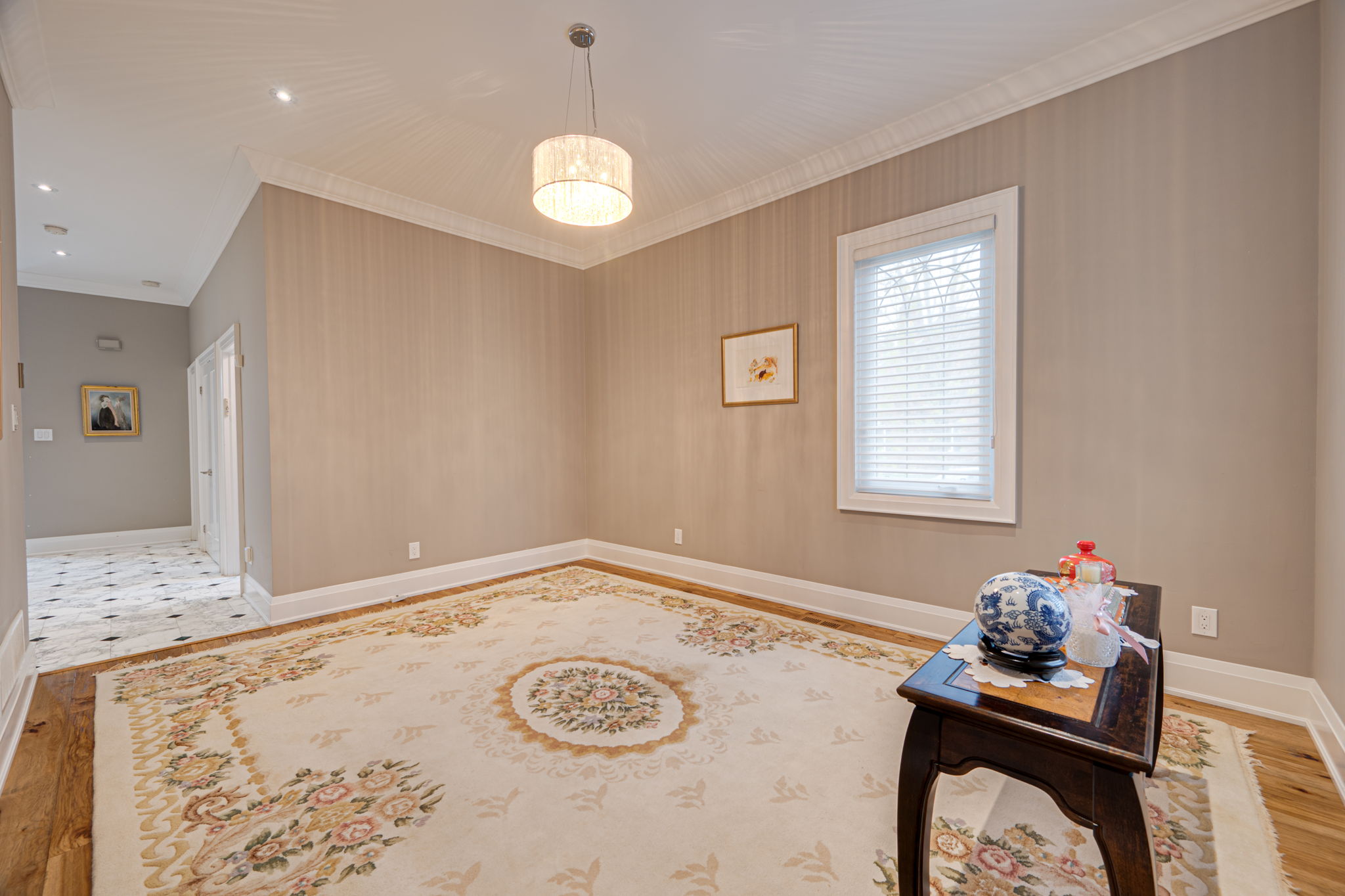 14 Willett Crescent Richmond Hill, ON L4C 7W3