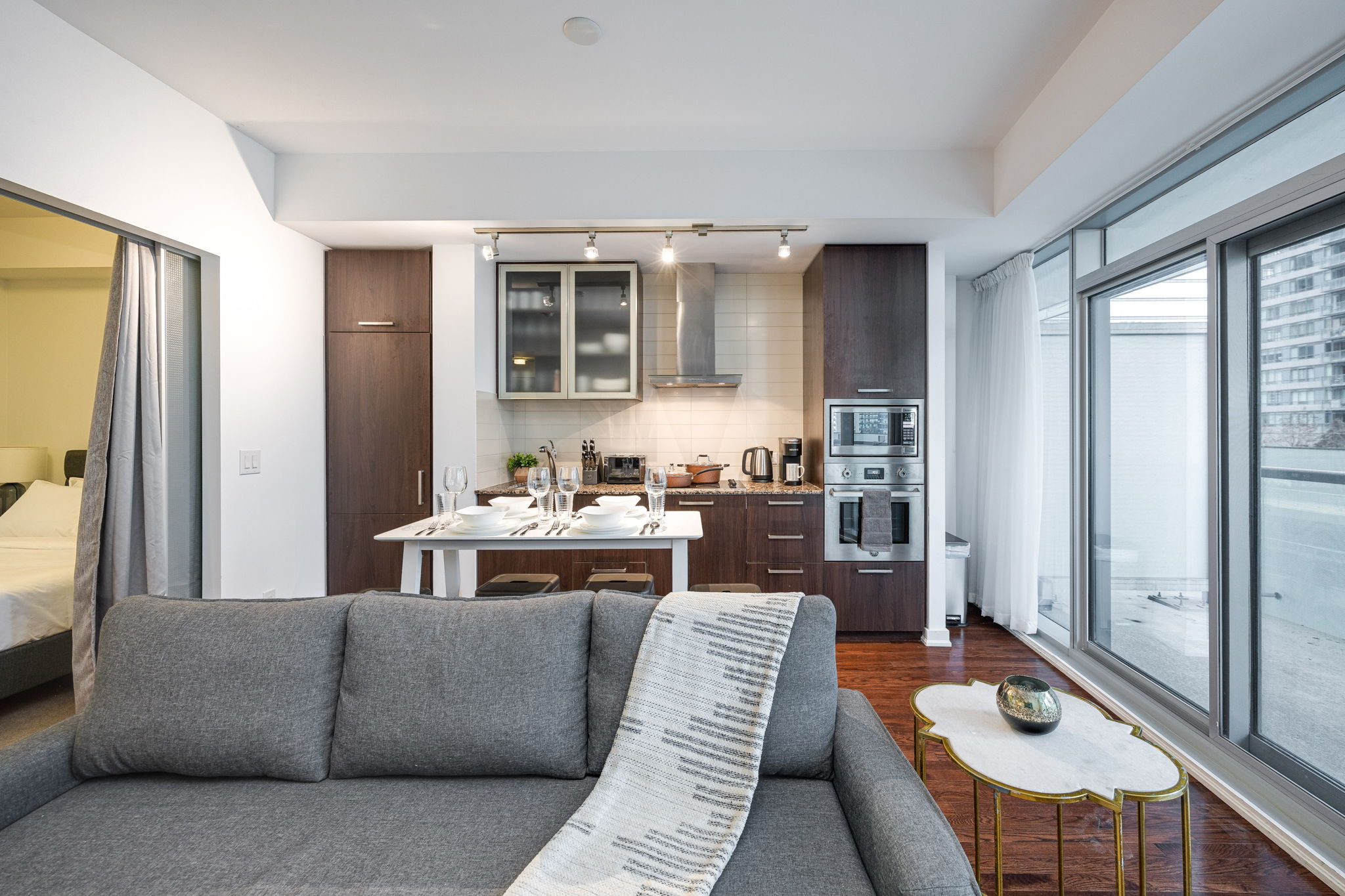 Toronto property showcase — delivered property photograph 4