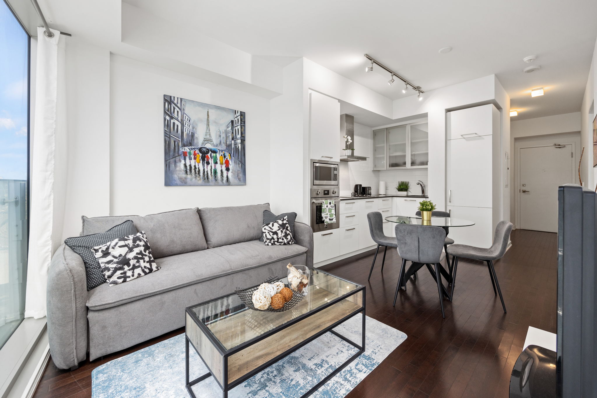 Toronto property showcase — delivered property photograph 5