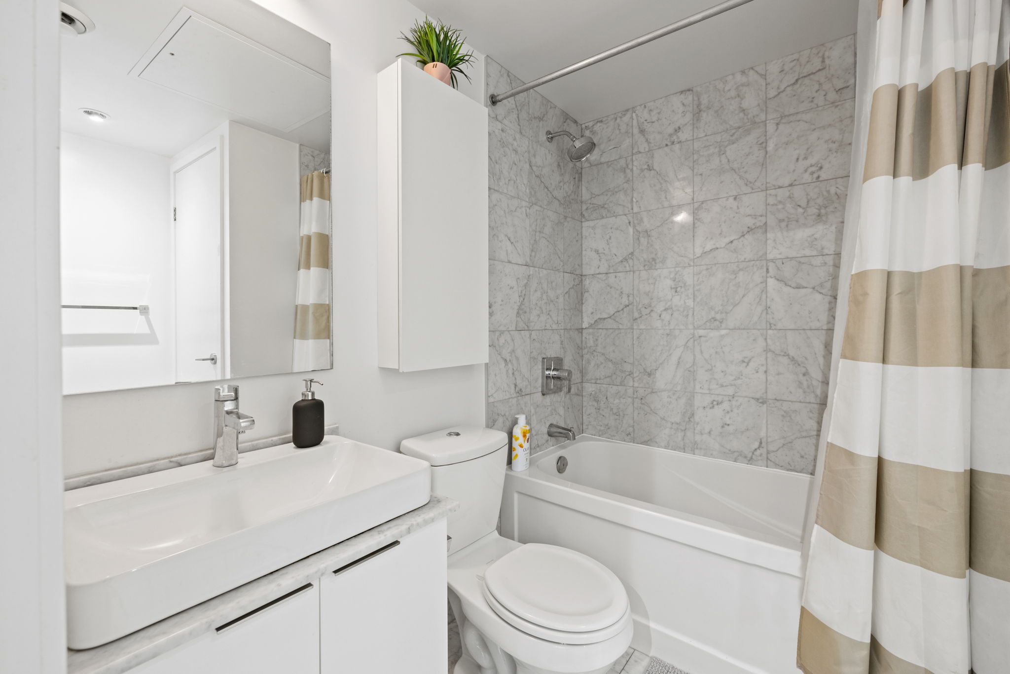 Toronto property showcase — delivered property photograph 9
