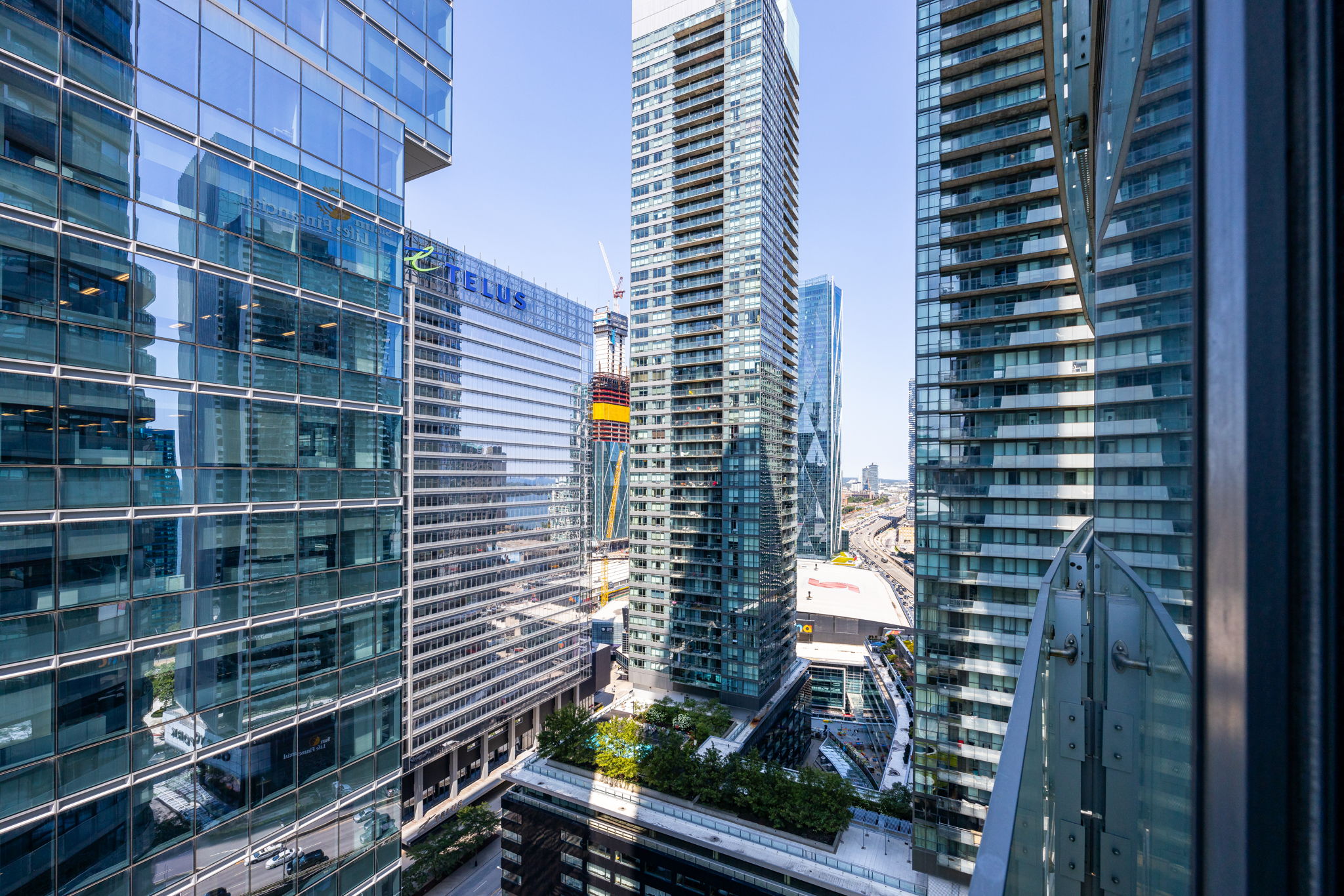 Toronto property showcase — delivered property photograph 24