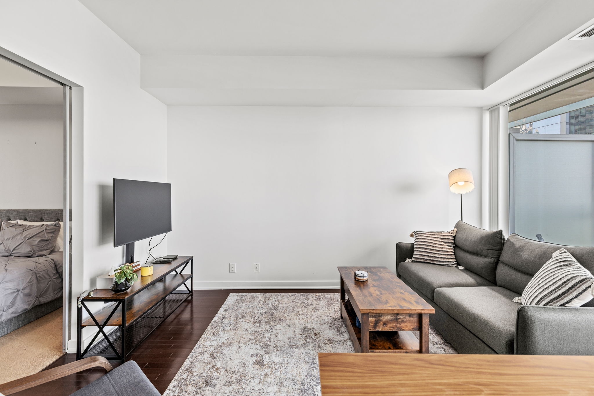 Toronto property showcase — delivered property photograph 3