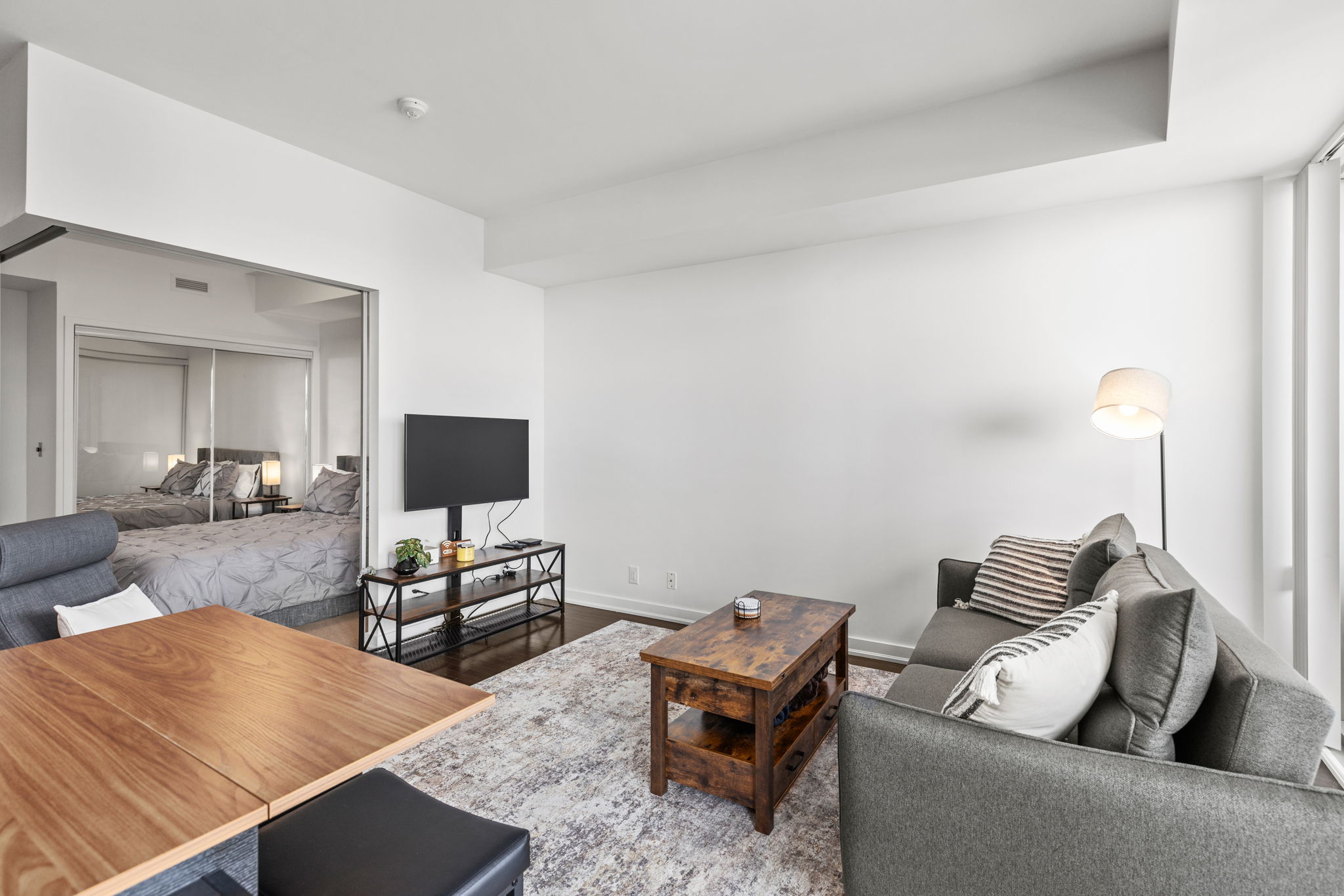 Toronto property showcase — delivered property photograph 6