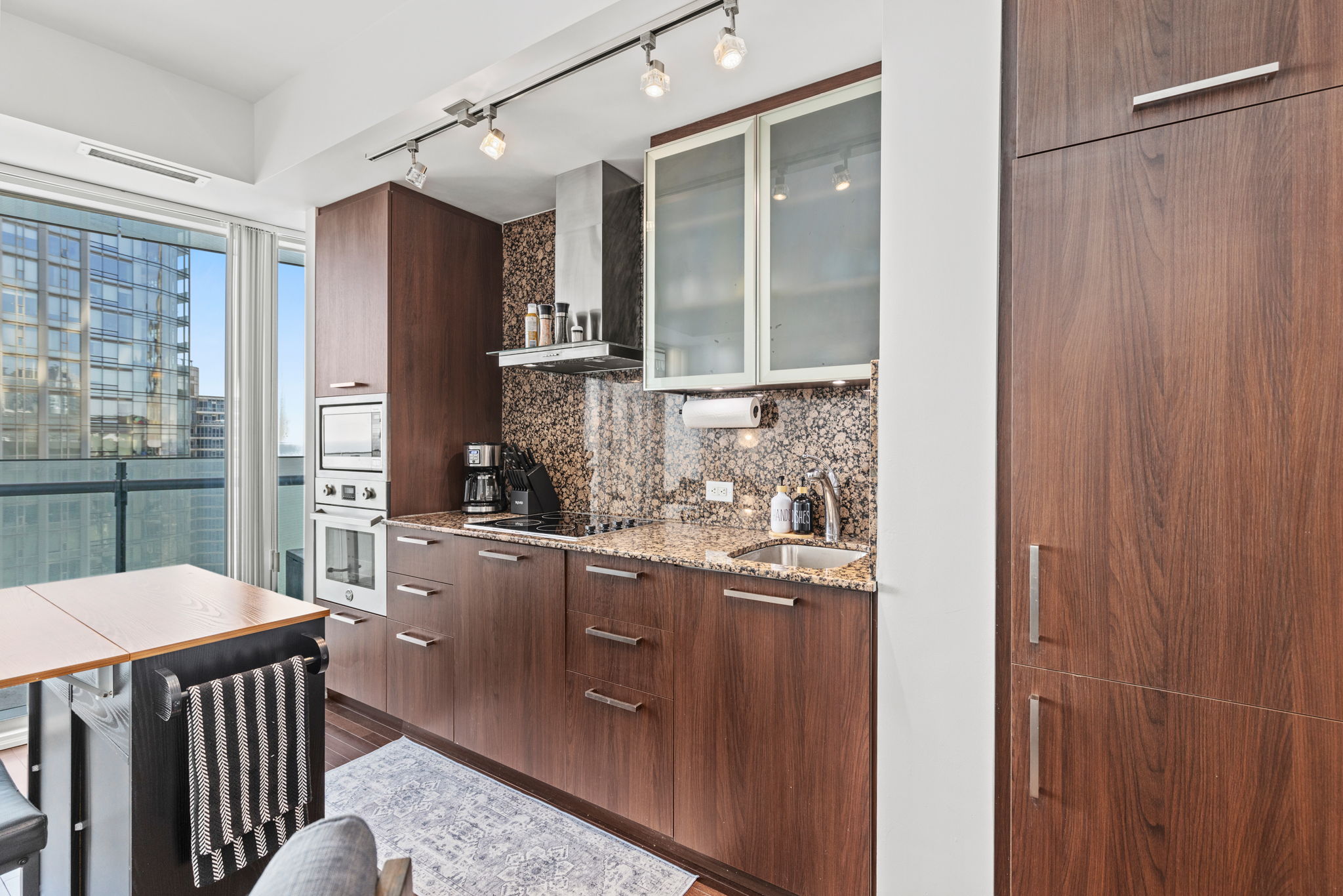 Toronto property showcase — delivered property photograph 8