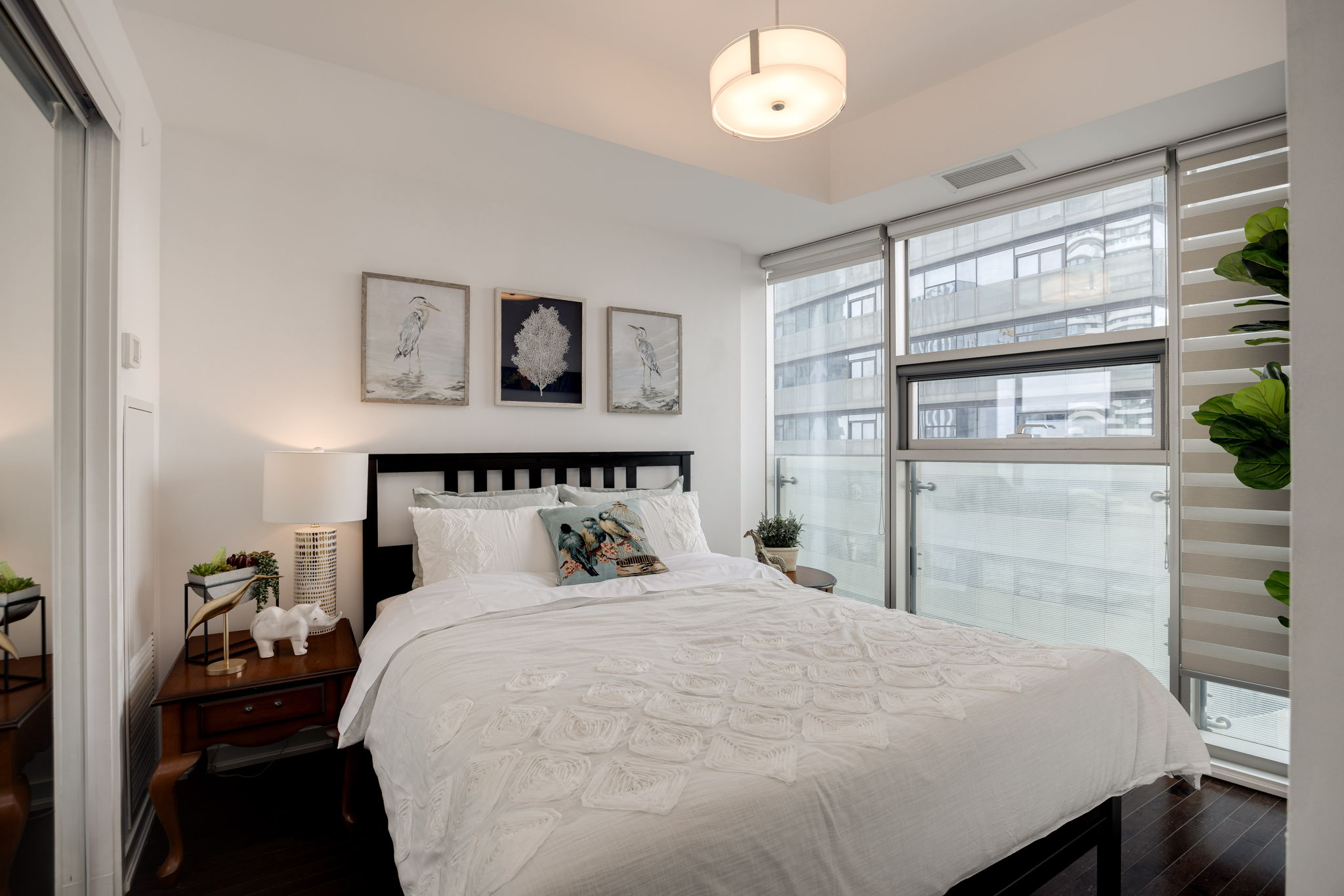 Toronto property showcase — delivered property photograph 10