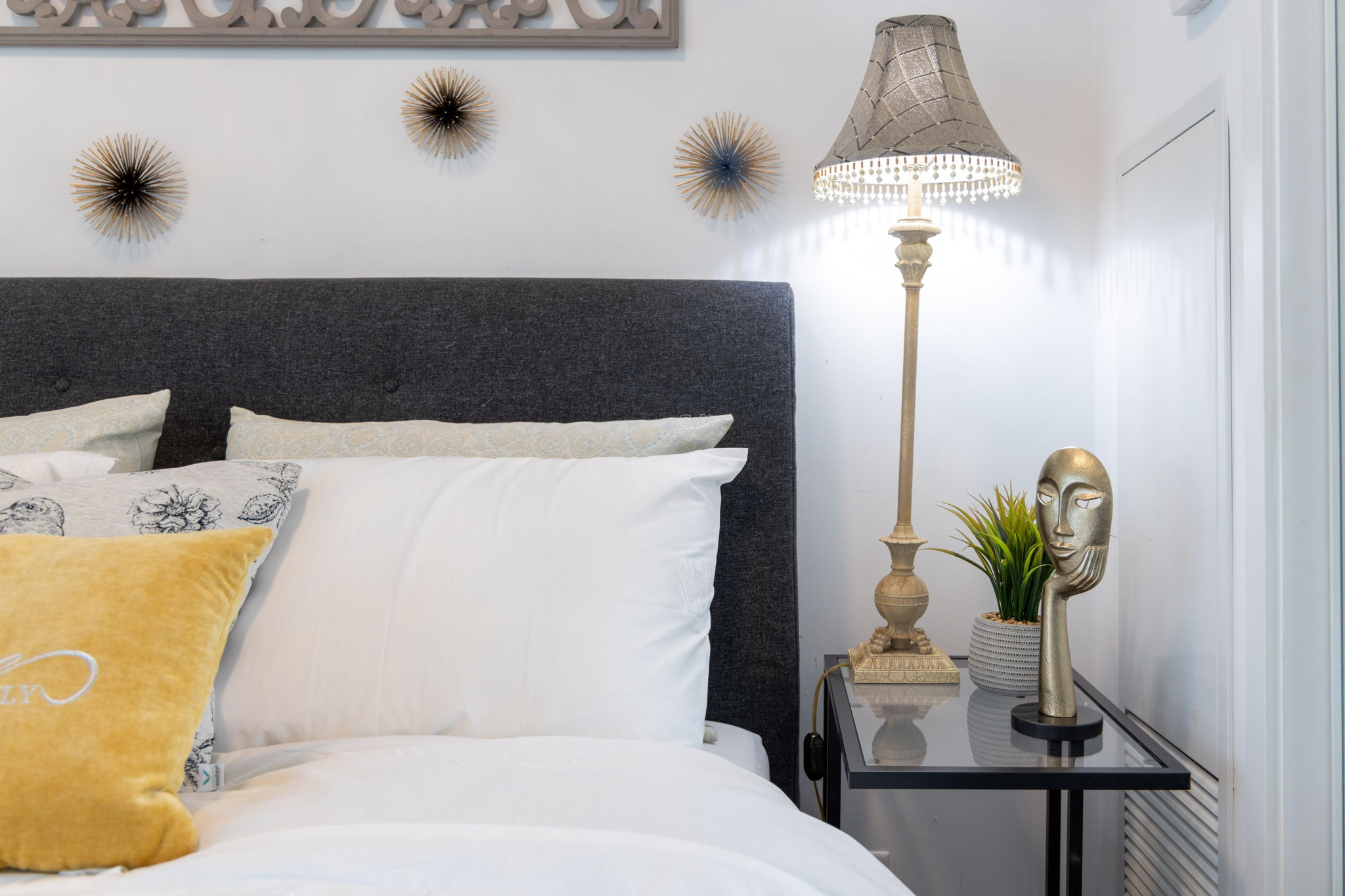 Toronto property showcase — delivered property photograph 24