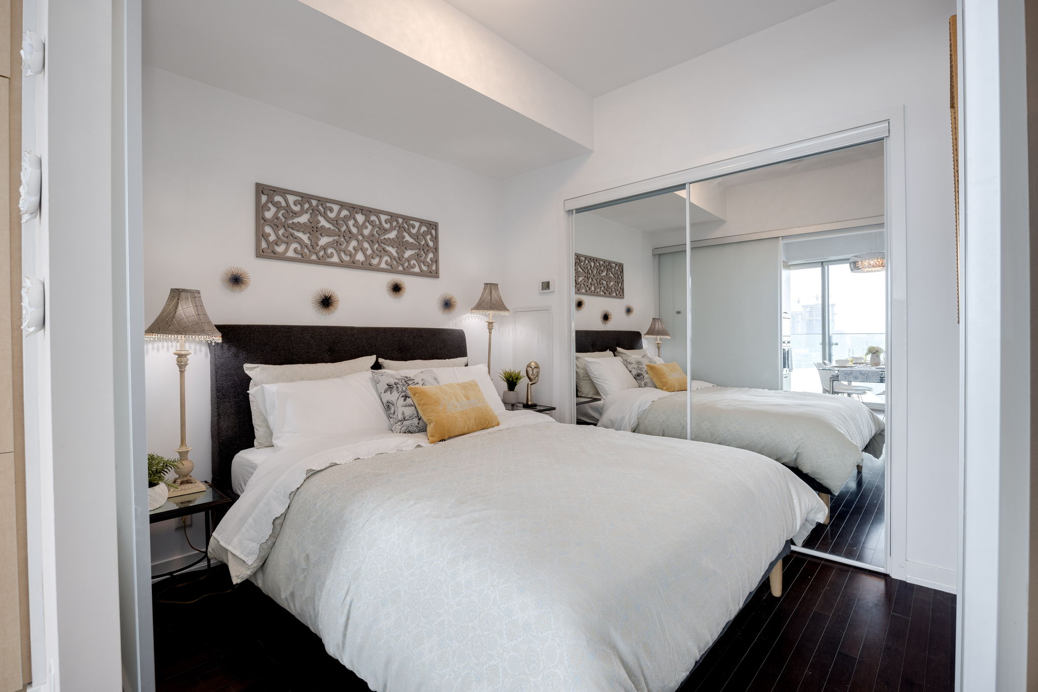 Toronto property showcase — delivered property photograph 9