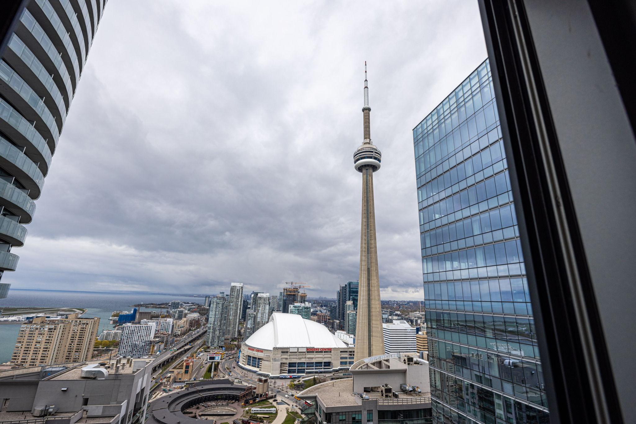 Toronto property showcase — delivered property photograph 35