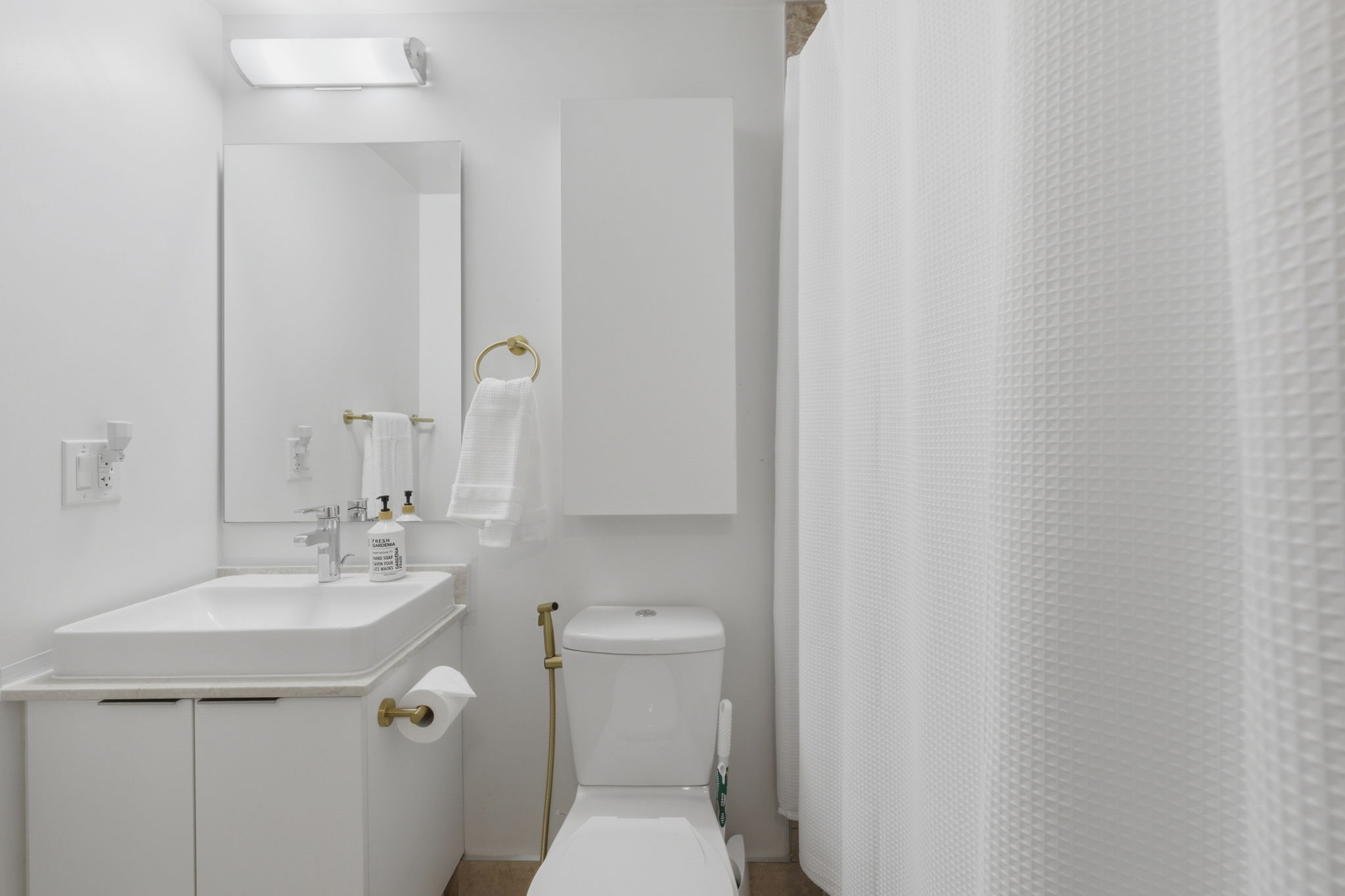 Property in Toronto — delivered property photograph 12
