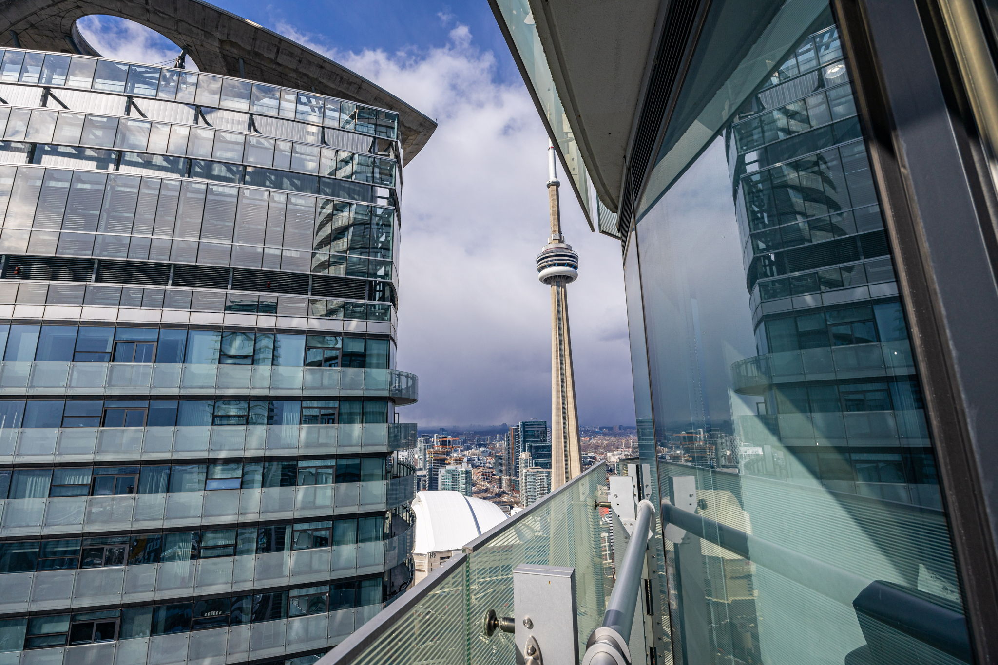 Toronto property showcase — delivered property photograph 34