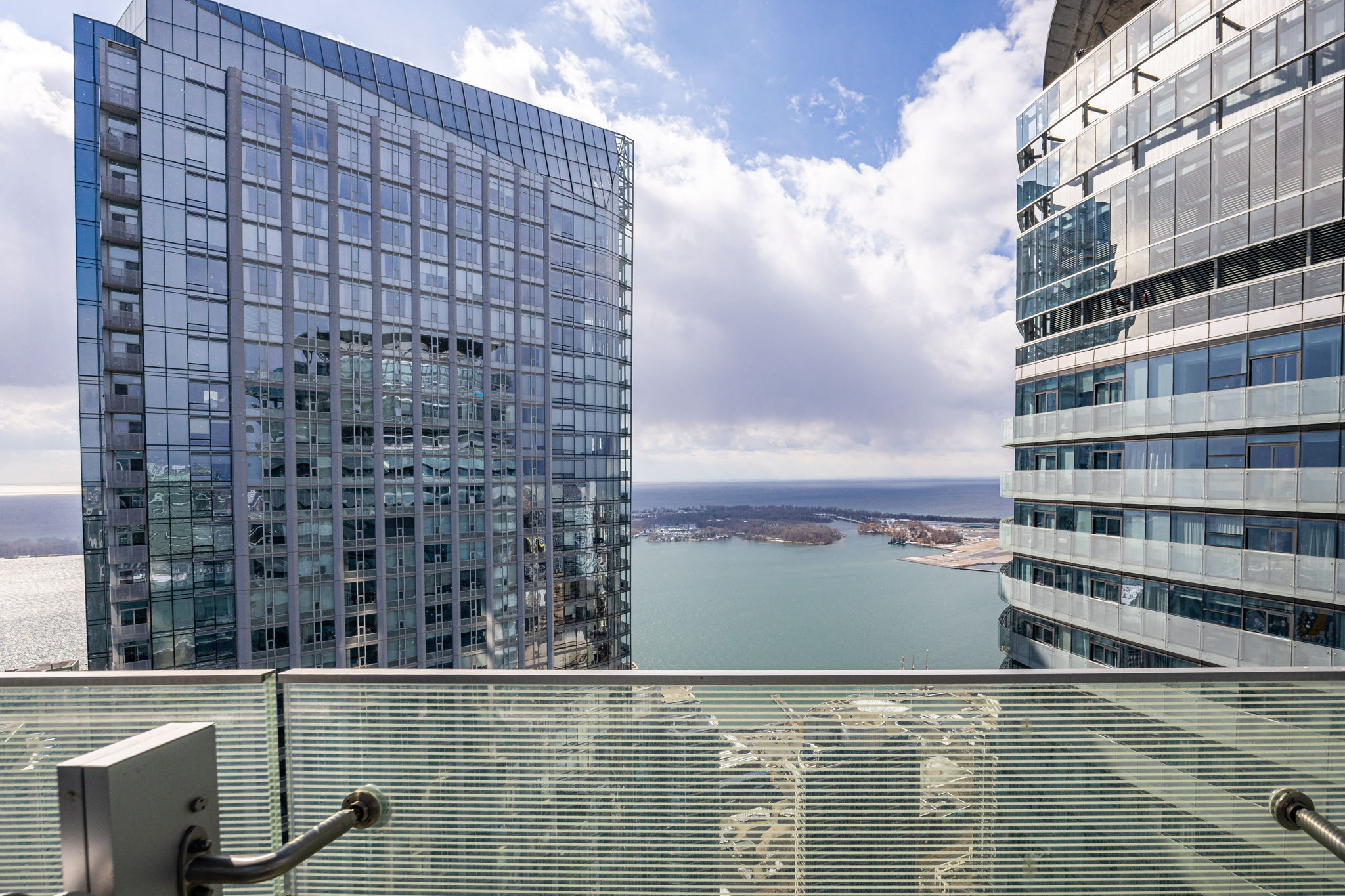 Toronto property showcase — delivered property photograph 30