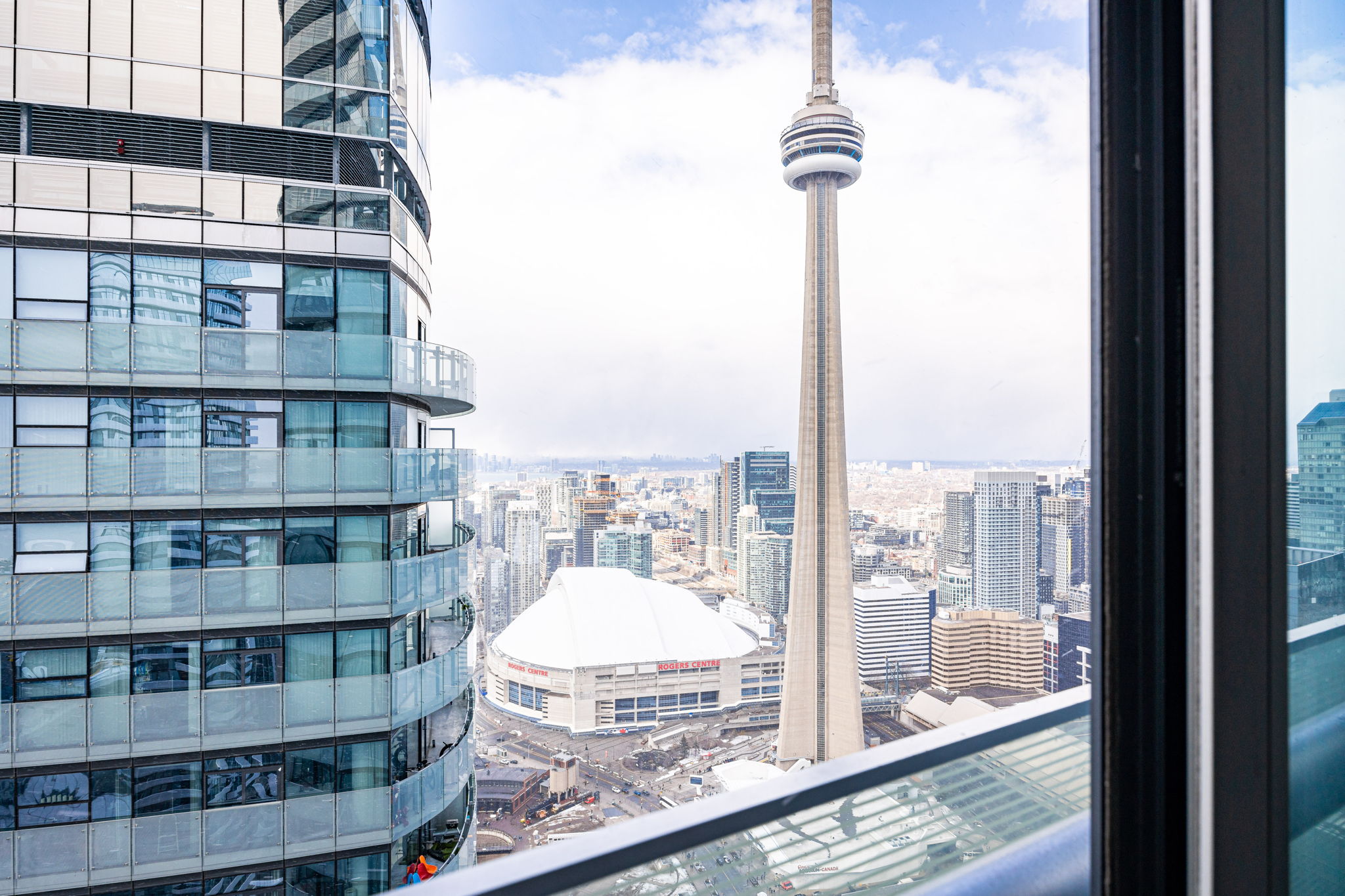 Toronto property showcase — delivered property photograph 29