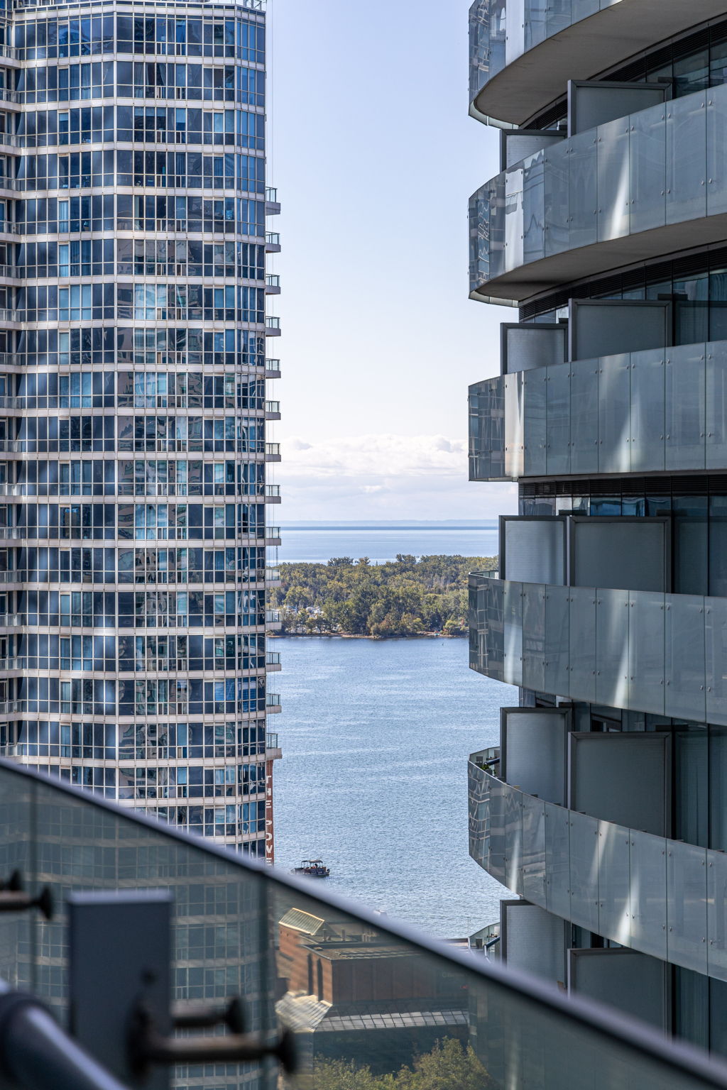 Toronto property showcase — delivered property photograph 39