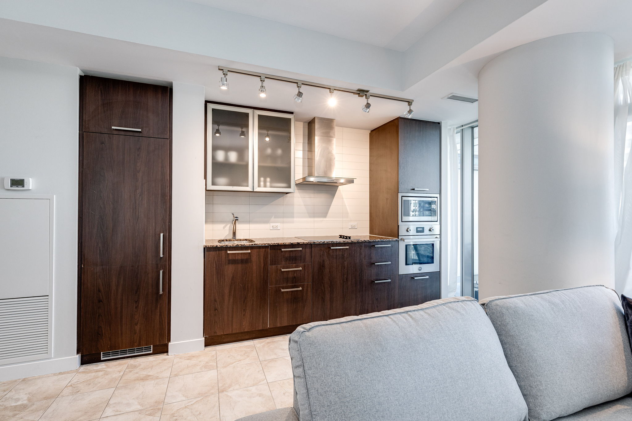 Toronto property showcase — delivered property photograph 5