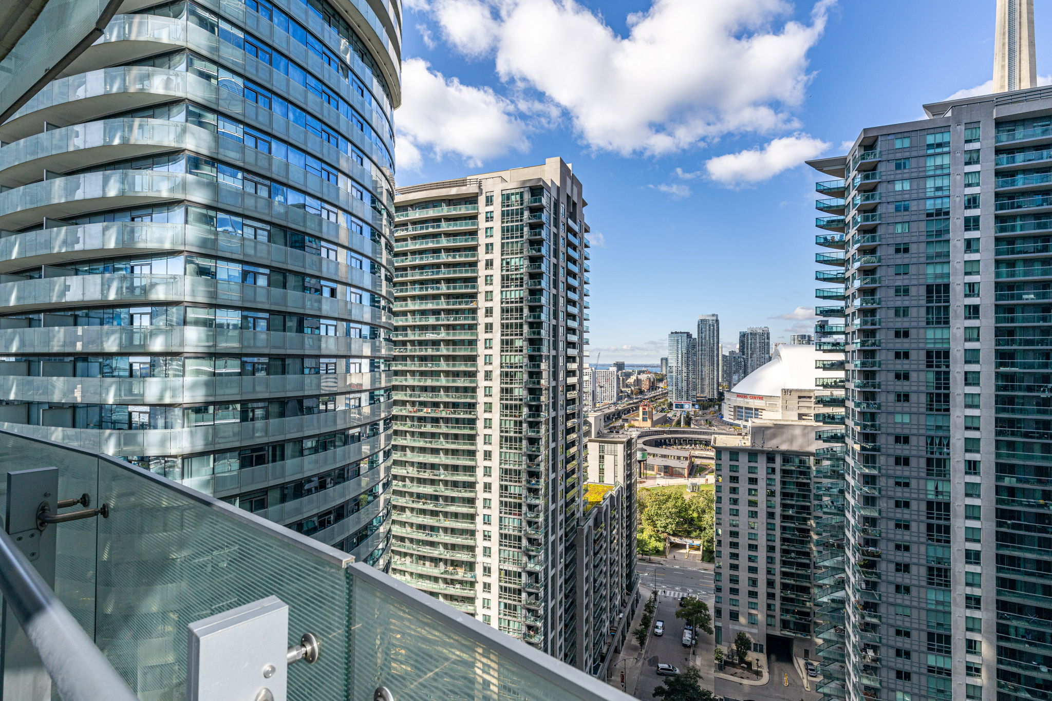 Toronto property showcase — delivered property photograph 37