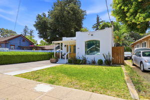 003_F8_140 2nd St