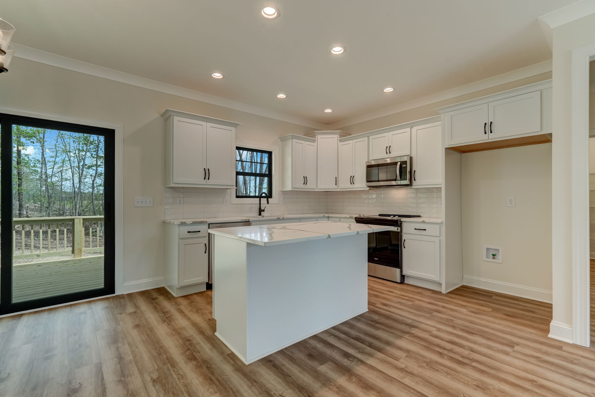 Kitchen/Breakfast Bar