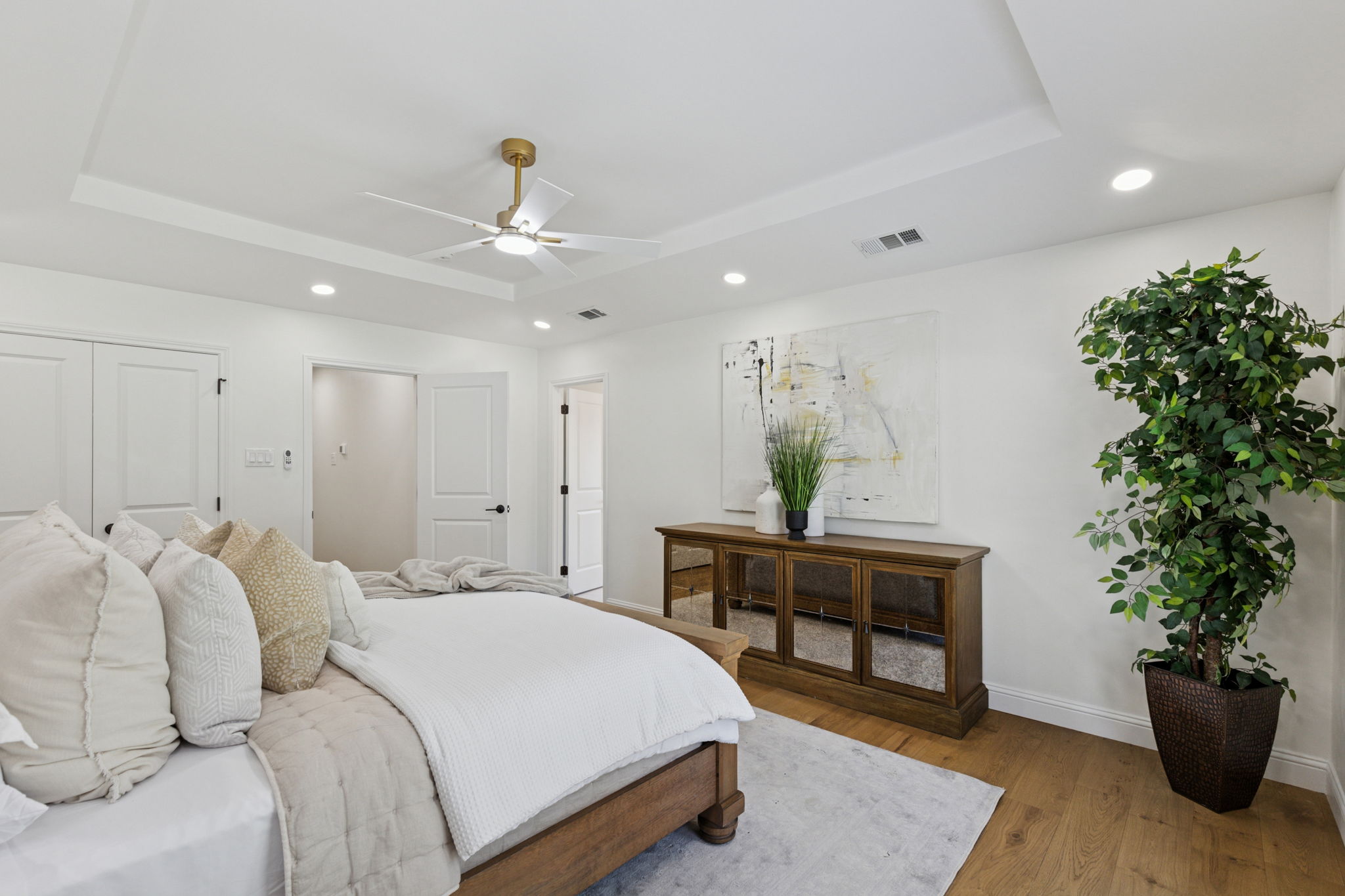 140Cedarcrest_007
