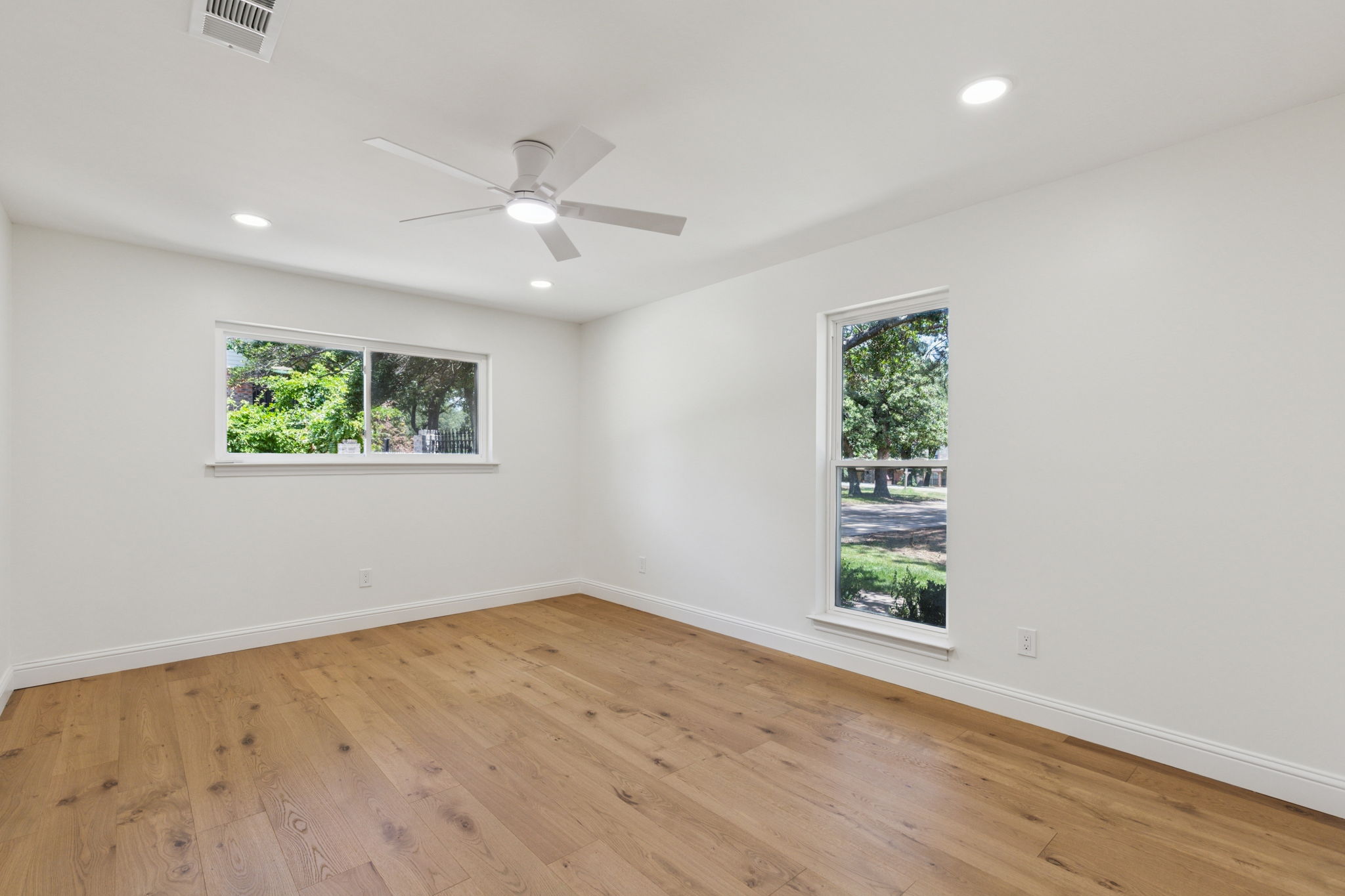 140Cedarcrest_029